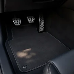 detailing auto- entretien et nettoyage tapis voiture